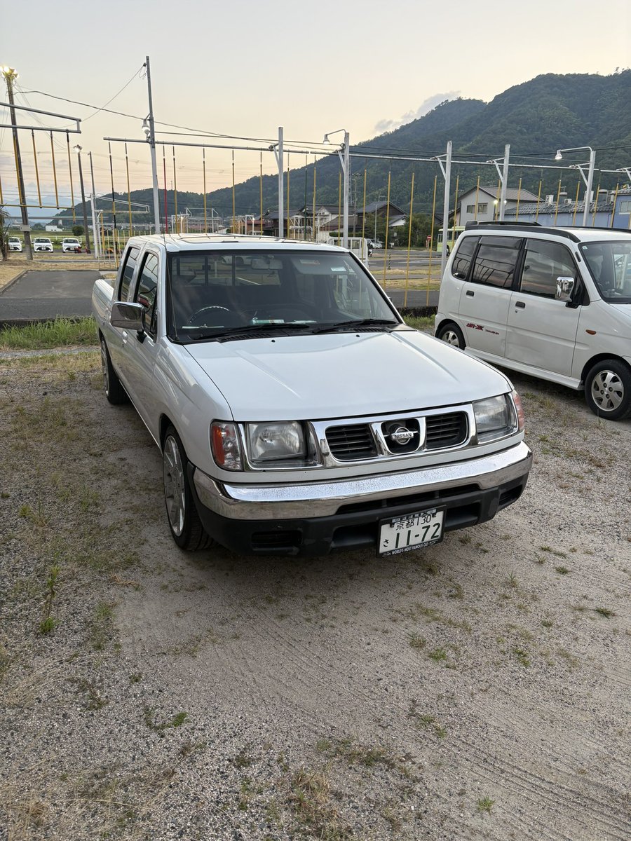毎年車検で30万円号💧
変えられるブッシュ全て変えてもらったら異音が消えすぎて逆に静寂に恐怖を覚える