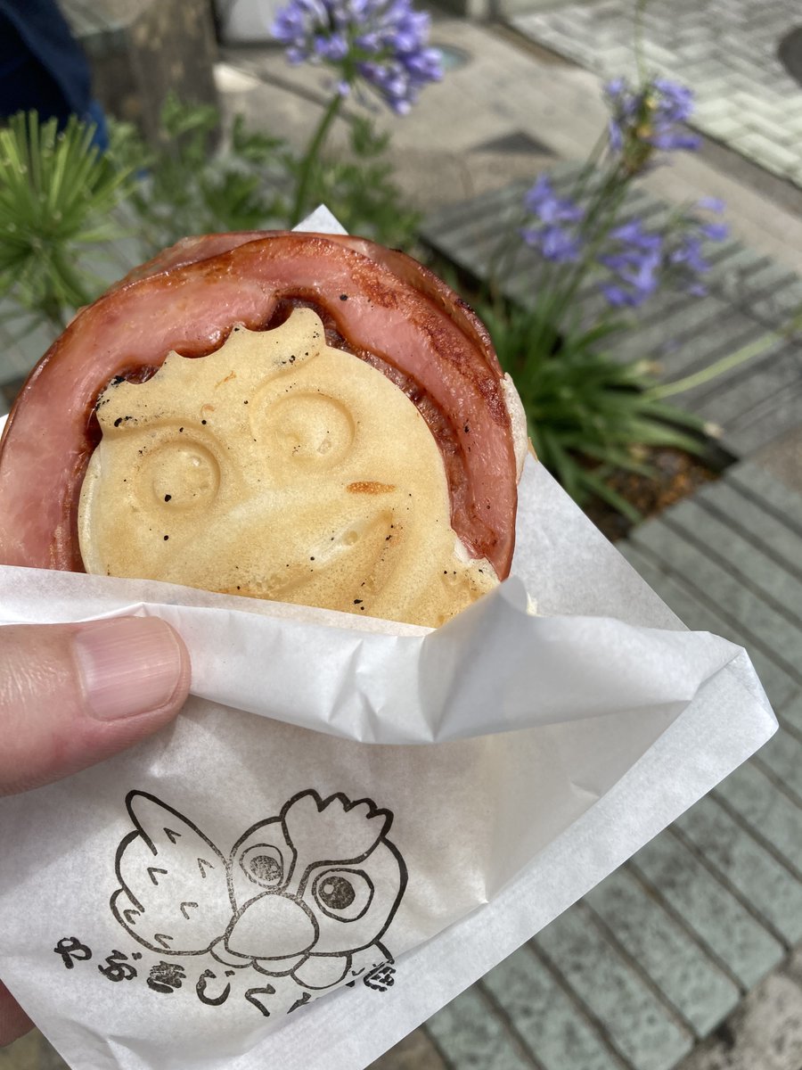 kamachan9's tweet photo. 2025/8/2
やぶき夏ふぇす！！
矢吹駅西口
・Li-Li CAFEさんのいちごミルク
・やぶきじ君焼き（ハムチーズ←）
・Li-Li CAFEさんの空色のレモンスカッシュとしあわせキッチンクローバーさんのたこ焼き
・須賀川すりおろしりんご酒( ^ω^ ) https://t.co/4Rz7nJXsUt