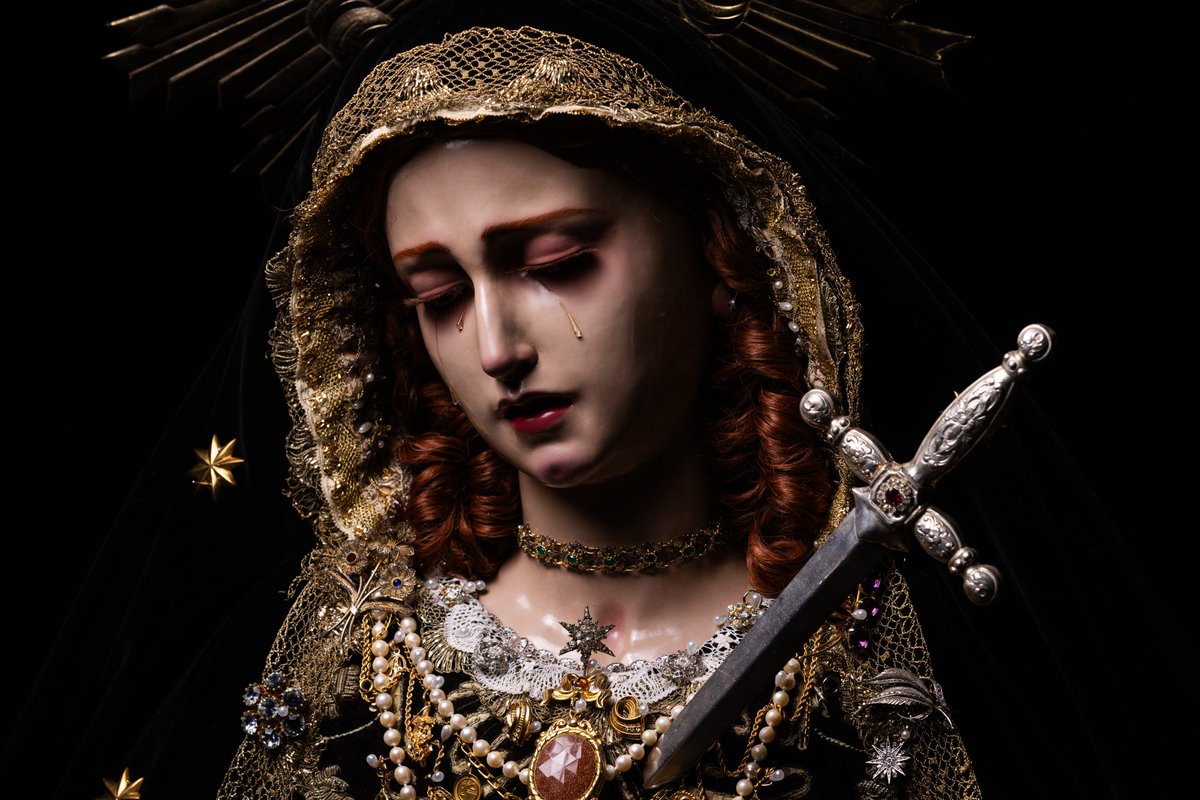 7 MARZO DE 2026

Nuestra Madre visitará las calles de su barrio de la Paz. 
Encontremos el gozo en tu Valle, Santa María.

📷 <a href="/LMFotosCofrades/">LMFotosCofrades</a>