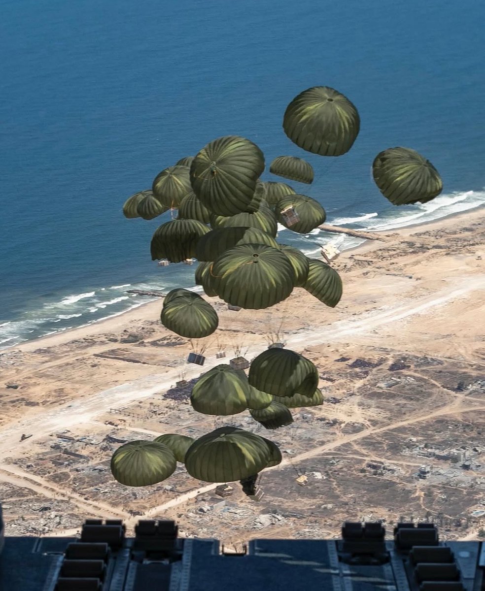 Avec la Jordanie et l’Allemagne, nous poursuivons nos largages humanitaires sur Gaza. Un second largage est prêt. Nous continuerons. Sans relâche.

Mais seule l’ouverture immédiate des points de passage terrestres permettra un acheminement massif et sans entrave.