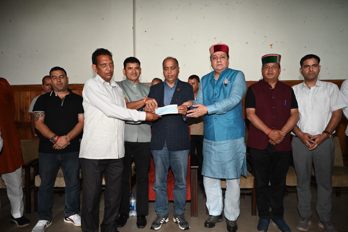sudhir sharma (@sudhirhp) on Twitter photo आज थुनाग में श्री <a href="/jairamthakurbjp/">Jairam Thakur</a> जी की उपस्थिति में प्रभावित परिवारों को मैंने आपनी और से 21 लाख की राहत राशि के चेक सौंपे। आज थुनाग में श्री <a href="/jairamthakurbjp/">Jairam Thakur</a> जी की उपस्थिति में प्रभावित परिवारों को मैंने आपनी और से 21 लाख की राहत राशि के चेक सौंपे।