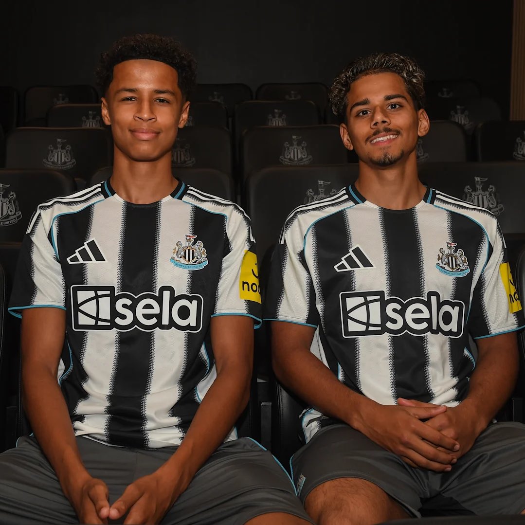 🚨 - Highly-rated #NUFC academy duo Aaron Epia and Matheos Ferreira have signed their first professional contracts on Tyneside! ✍🏼 

Local lad Ferreira (right), who celebrates his 17th birthday today, is an exciting and versatile winger who joined United's academy in 2020, while