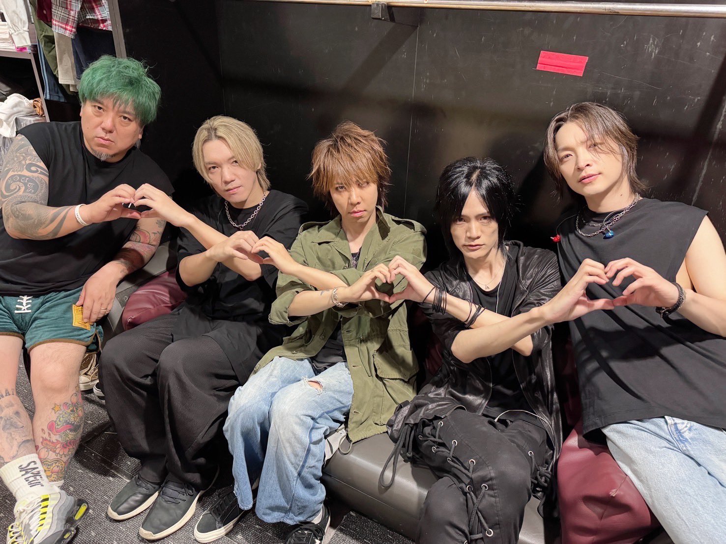 DELUHI レダ　LEDA チェキ　　デルヒ DELUHI | Visual Kei Encyclopaedia | Fandom