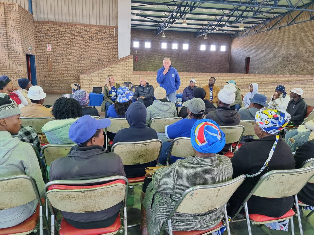 🔵 A strong DA can fix the mess the ANC has left in Lesedi Local Municipality. Our structures in Lesedi gathered for a constituency meeting in Ratanda to discuss ways to restore this broken municipality.