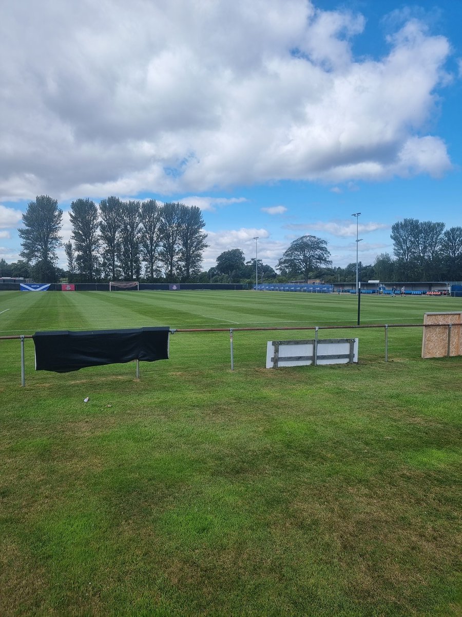 Kitman80's tweet image. For any Bankies fans travelling through today, theres slow traffic for a few miles just after Livingston, would plan to add a half hour to your travel time!