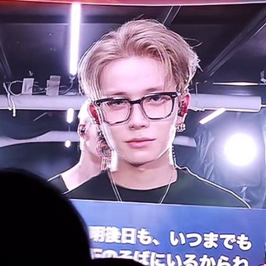OH WOW #HEESEUNG