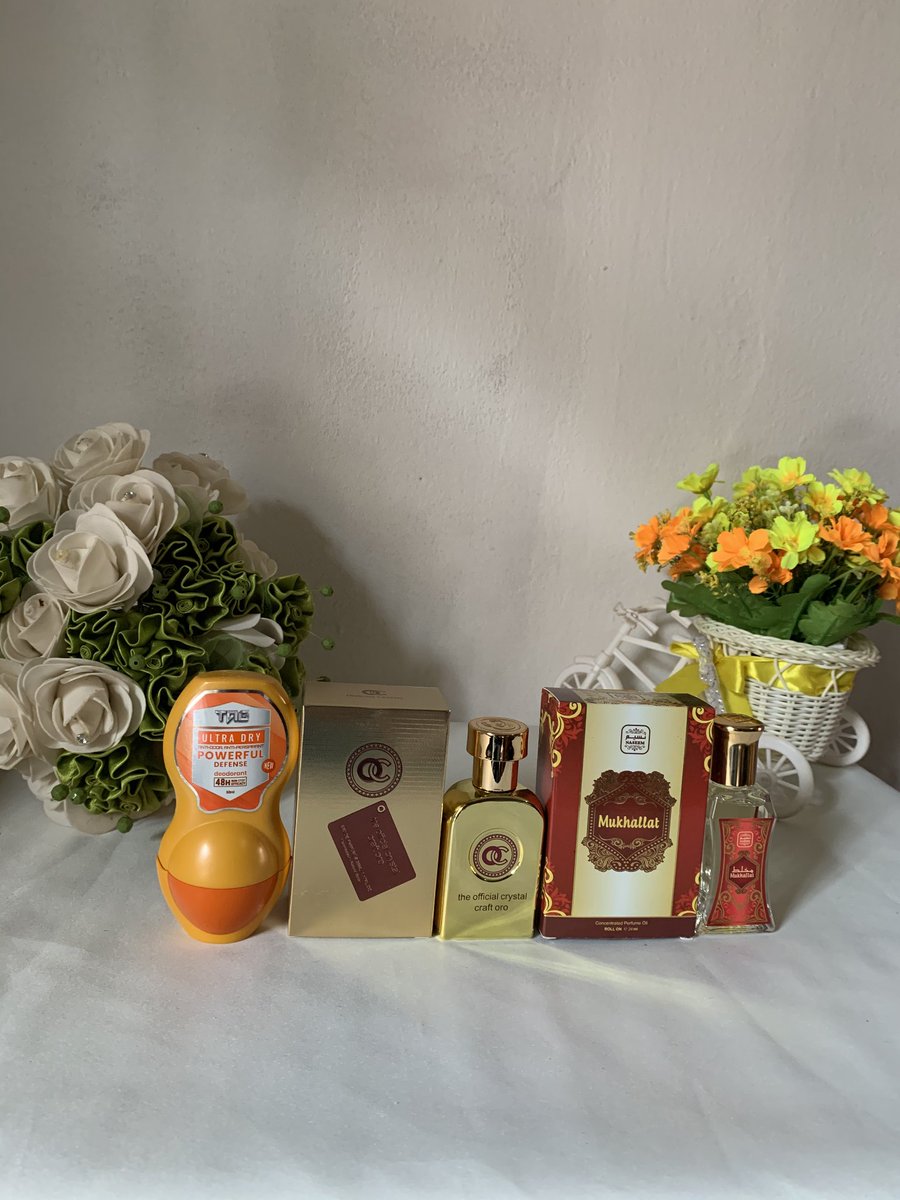 OsitaSommy's tweet image. Sales Day 5
Frame 1, 2 is 12,000
Frame 3 is 14,000
Frame 4 is 11,500
Free gift on every order
Please retweet 🙏🏽 
Nationwide delivery 
A thread of combos still available 
1/5