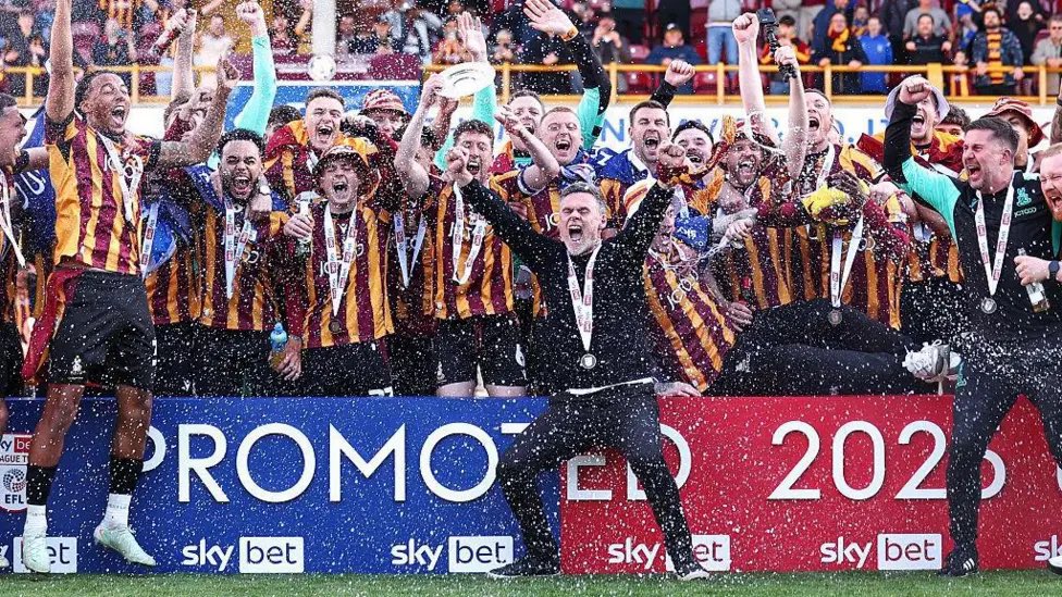 S_Rushforth94's tweet photo. Three months later and we are back ⚽️ 

Come on City 🐓

#BCAFC https://t.co/P4gvX6Q3aQ