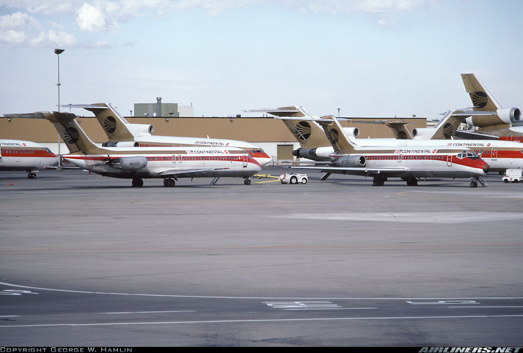 Continental Airlines
Douglas DC-9-32 N531TX
DEN/KDEN Denver Stapleton Intl Airport (Closed)
October 1983
Photo credit George W. Hamlin 
#AvGeek #Aviation #Airline #AvGeeks #Douglas #DC9 #ContinentalAirlines #Denver #DEN <a href="/flycontinental1/">Fly Continental</a> <a href="/MD80com/">MD-80.com</a>