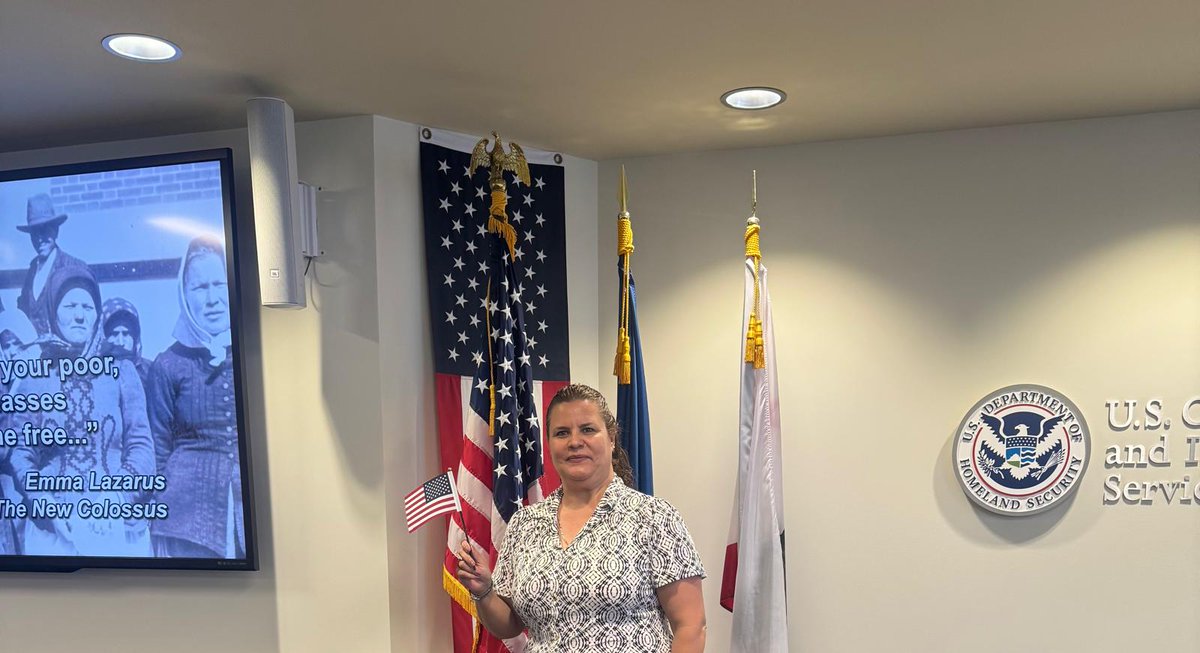 Mireya Cora Orduno is our newest U.S. citizen for the new school year. Congratulations Mireya! #fastforwardtoyourfuture #AdultEducation #AdultEdu #AdultEd #newUScitizen