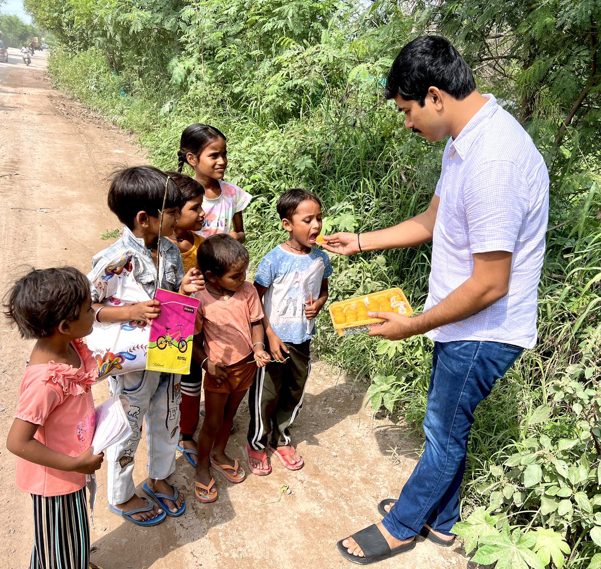 JaysinghYa's tweet photo. स्कूल मर्जर का फैसला वापस लेना, ‘पीडीए पाठशाला’ आंदोलन की महाजीत है। 

शिक्षा का अधिकार अखंड होता है और रहेगा। शिक्षा विरोधी भाजपा की ये नैतिक हार है। https://t.co/xeL9UPG8lQ