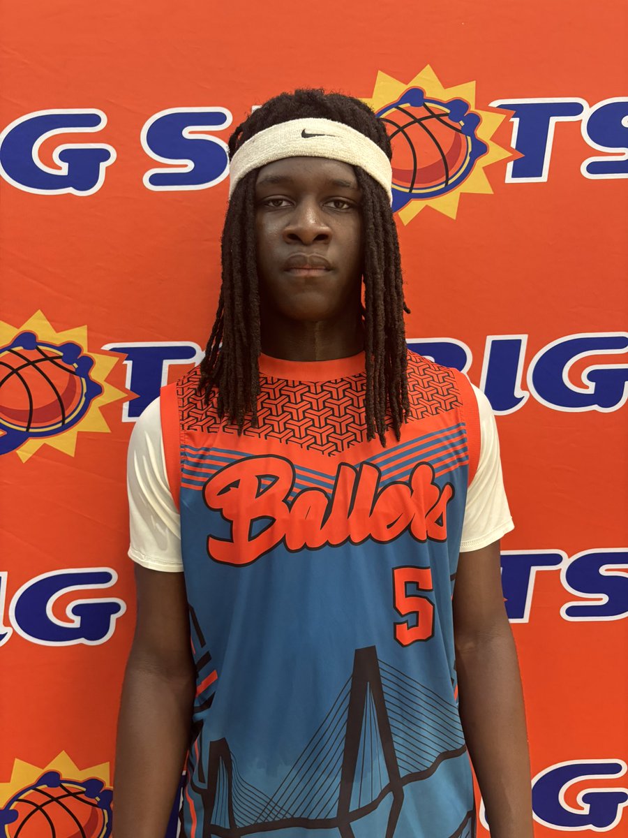 #BIGSHOTS #CharlestonFinale 

14u 

24/7 Ballers - 48 
5 Cam Singleton 11 
1 Tyler Brown 9 

HYAA Elite - 40