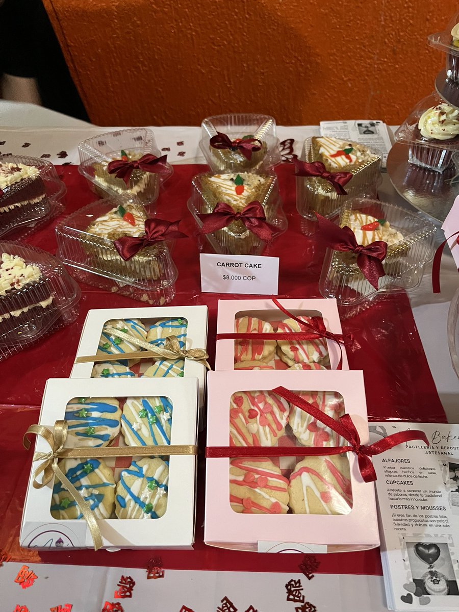 Ya me encuentro en la Galería Alameda con mis ricos productos en exposición para que se den la pasadita, les dejo el enlace de un clip con toda la info!! 

instagram.com/reel/DM2uO7Wsr…