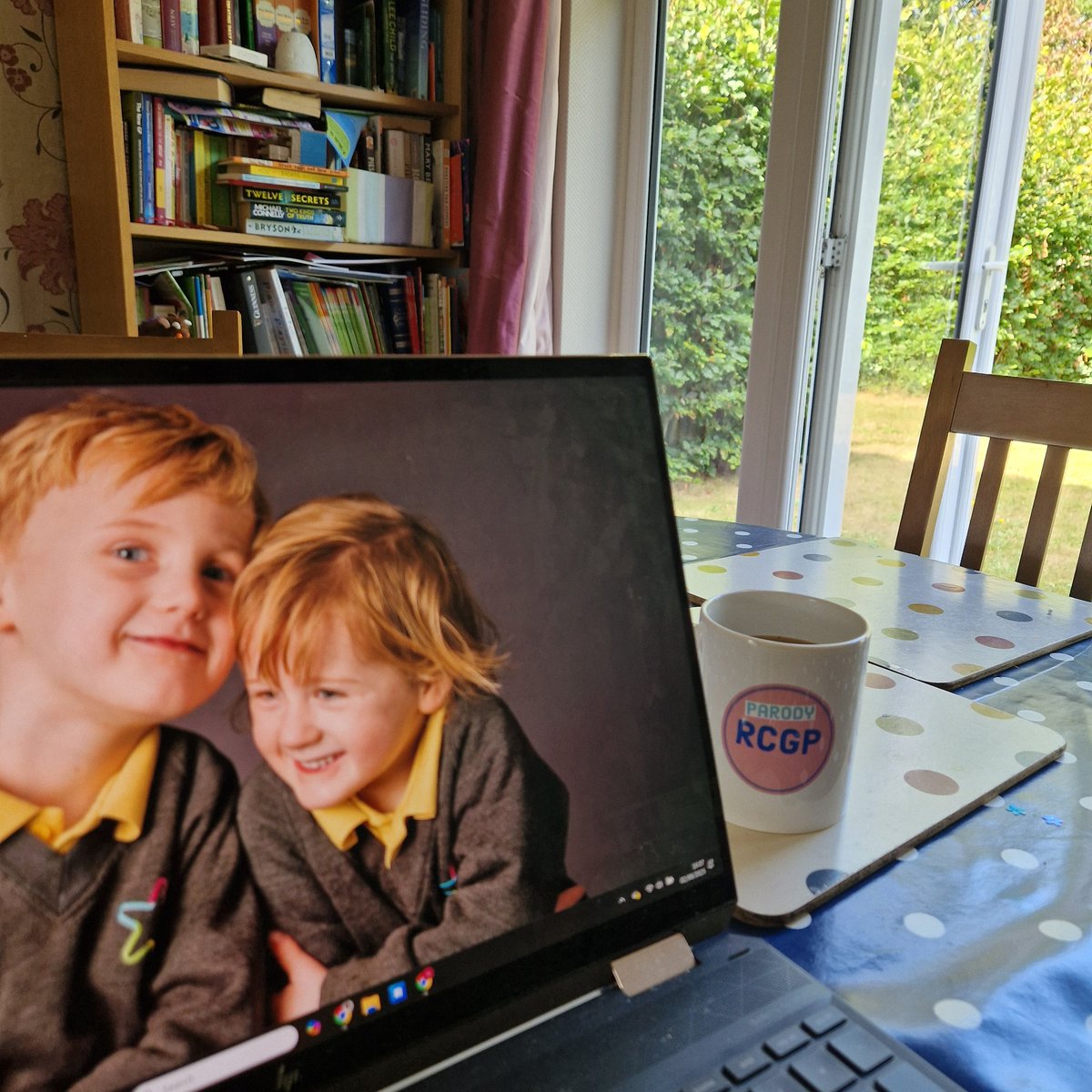 DrHFRyan's tweet image. Sitting here on a sunny Saturday clearing my lab results. But unlike most GPs, I don't mind. As a private GP, my time is being remunerated appropriately, all the tests were requested by me, and I know all my patients well enough to be able to interpret the results easily.