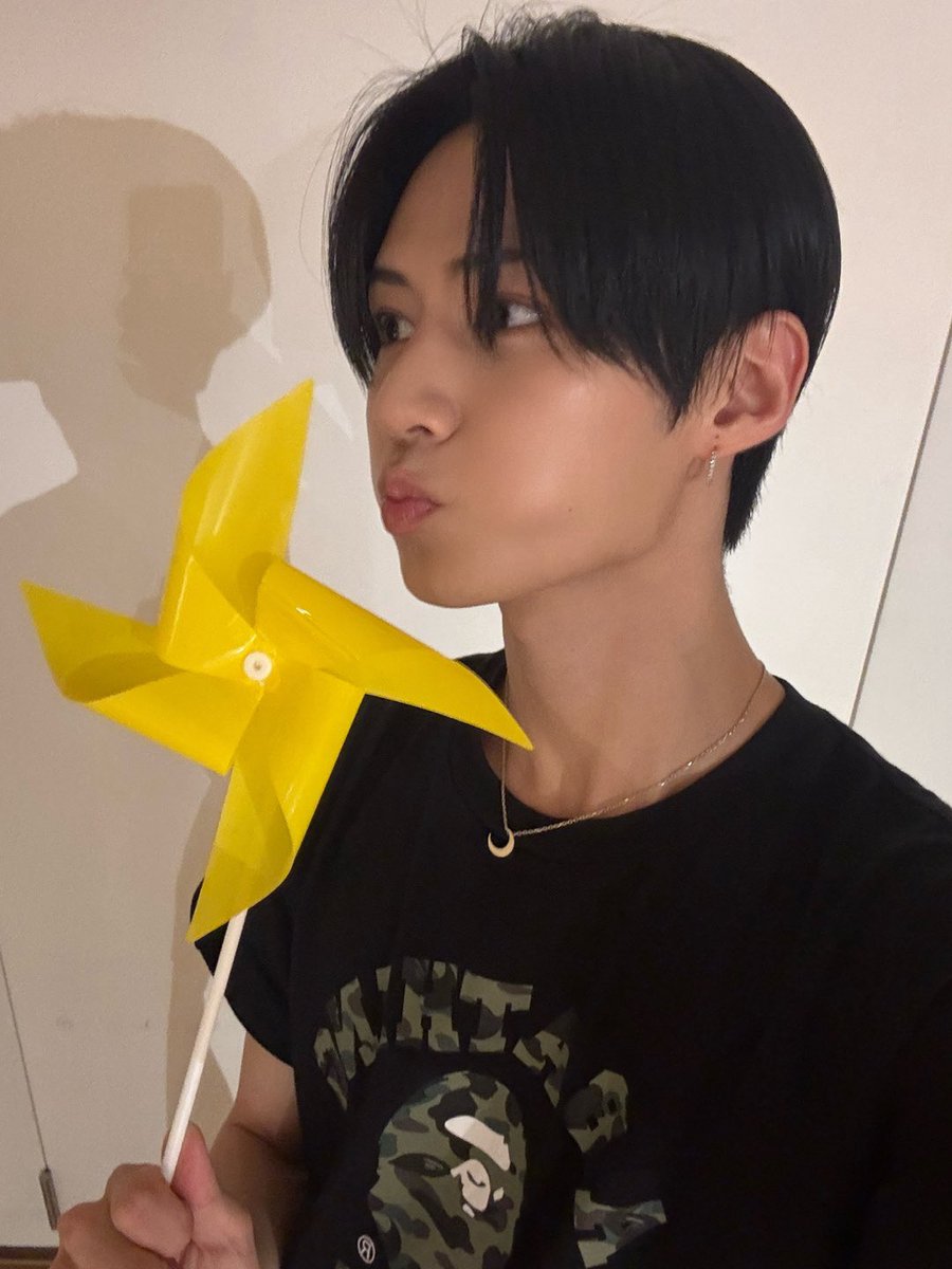 LUN8_members's tweet photo. [#이안]
이렇게 재밌는 무대 봐서 너무 행복했어요 역시 선배님 입니둥ㅎㅎ 남은 콘서트도 홧띵 하시구 몸 건강하세용 싸랑합니다☺️
 
#루네이트 #LUN8 #ian 
#PRISMfromYtoA https://t.co/5aC4ouUZcF