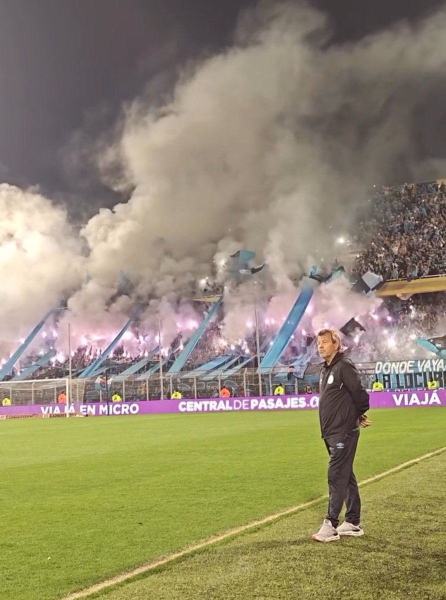 Una foto no puede decir mucho...
La foto...