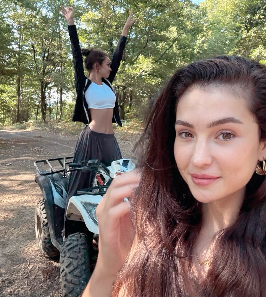 #SuBurcuYazgıCoşkun ile #MelisMinkari bir araya geldi.