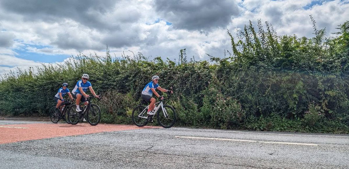 Cracking Steady ride to Porthcawl.. pace got a bit spicy at times... 😲🤓
                    💙🩵🚴🏻‍♀️🚴🏼‍♂️🚴🏻🩵💙
                               #Cycling