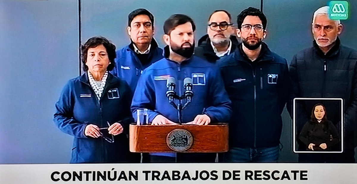 CecyWonka's tweet image. Recien se levantó este CTM.
#MerluzoCuliao
 #Mineros
Te recuerdo que el ex ministro Goldberg  Trabajo en el Gran Gobierno de Sebastian  Piñera que de echo ya estaría metido allá en la mina, no como vo tonto pelotudo mediocre.