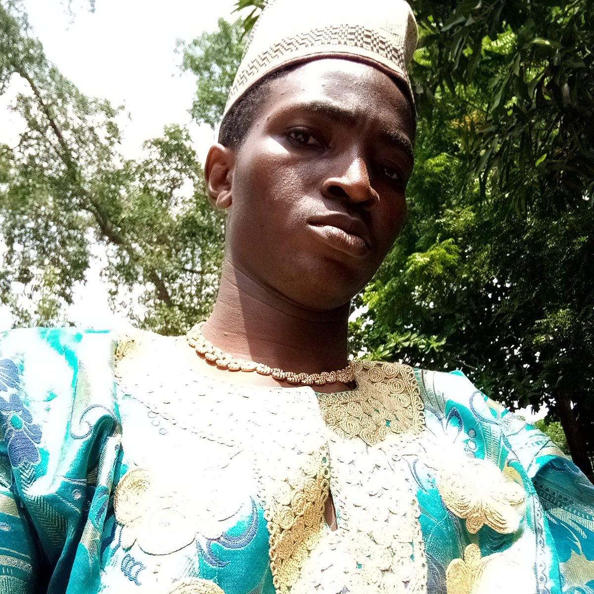 oluwatobiloba (@tobilesky) on Twitter photo 