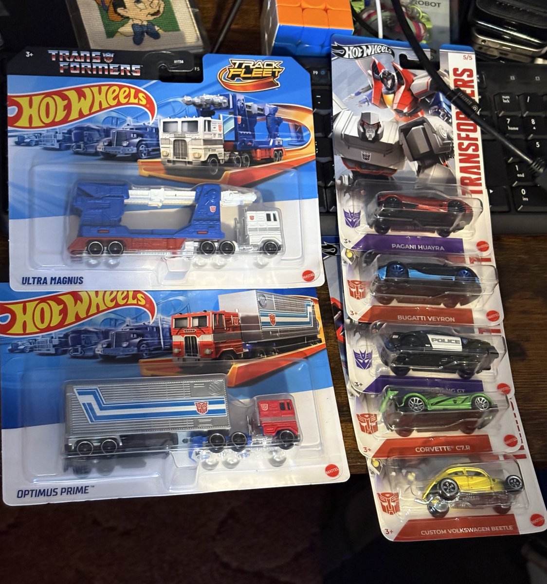 80sNostalgia (@80snostalgia) on Twitter photo <a href="/zx_spectrum_30/">zx_spectrum_30</a> Been looking for that for weeks now! Managed to find the Track Fleet of Optimus and Ultra Magnus, though, but not the smaller Optimus P or Bumblebee. <a href="/zx_spectrum_30/">zx_spectrum_30</a> Been looking for that for weeks now! Managed to find the Track Fleet of Optimus and Ultra Magnus, though, but not the smaller Optimus P or Bumblebee.