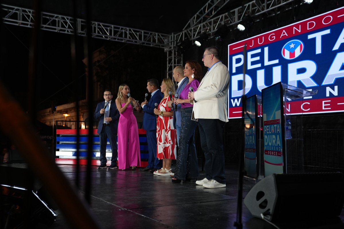 Jugando Pelota Dura🇵🇷 (@jugandopelotapr) on Twitter photo ¡QUE MASA! 🤯 ¡Ponce le puso la vara alta a los otros 77 municipios! 😅
Gracias por su cariño, amor y hospitalidad. Esperamos que hayan disfrutado nuestro JPD Weekend con Pelota Dura por <a href="/NotiUno/">NotiUno 630</a> desde Plaza del Caribe y Jugando Pelota Dura por <a href="/tele11PR/">TeleOnce Puerto Rico</a> desde el Paseo Atocha. ¡QUE MASA! 🤯 ¡Ponce le puso la vara alta a los otros 77 municipios! 😅
Gracias por su cariño, amor y hospitalidad. Esperamos que hayan disfrutado nuestro JPD Weekend con Pelota Dura por <a href="/NotiUno/">NotiUno 630</a> desde Plaza del Caribe y Jugando Pelota Dura por <a href="/tele11PR/">TeleOnce Puerto Rico</a> desde el Paseo Atocha.