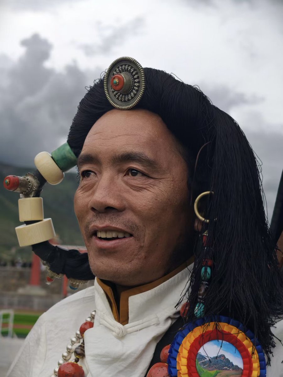 Please receive greetings from the Tibetan Plateau, Tashi Delek 🙏（If this blessing requires payment of customs duties, Bobby is willing to bear the full cost. 😅）
