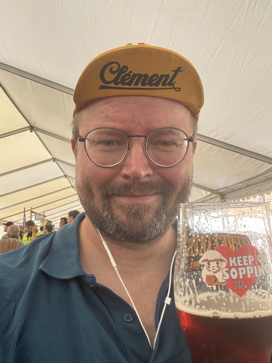 EliasAlanko's tweet image. Rautatientorilla vielä tänään ja huomenna Suuret oluet, pienet panimot festivaalit. Käy nauttimassa kotimaisesta pienpanimotuotannosta. #sopp