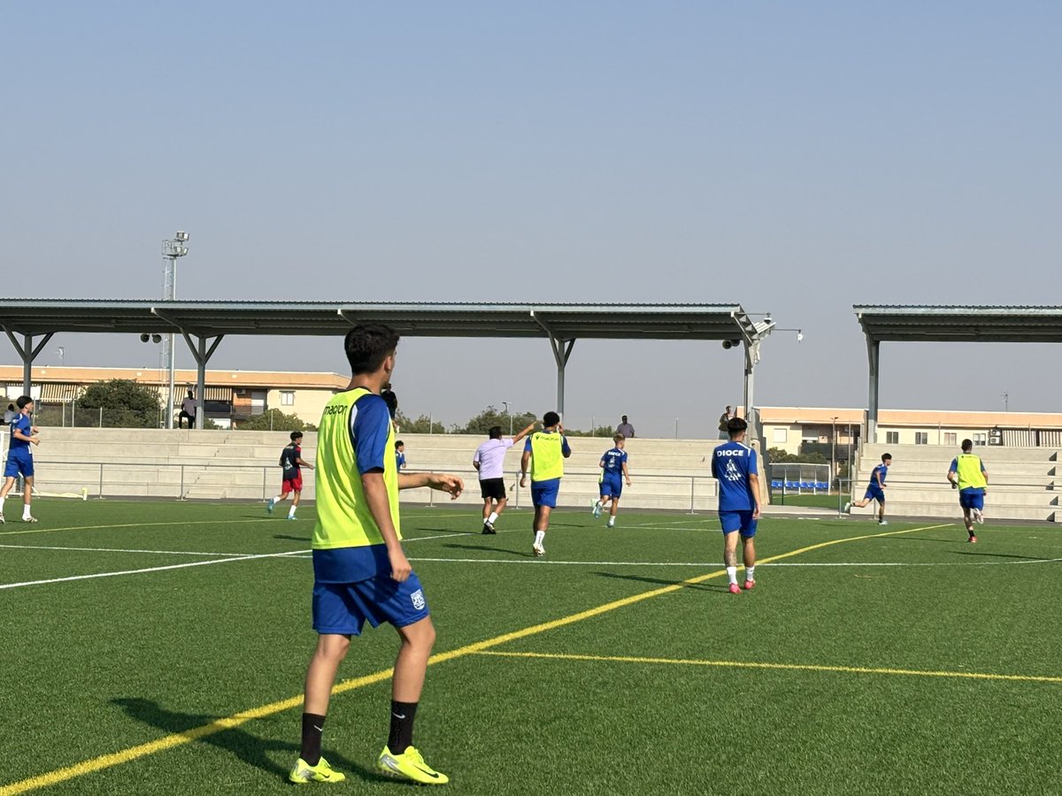 cddiocesanofb's tweet photo. 𝗝𝘂𝘃𝗲𝗻𝗶𝗹 𝗗𝗛 | 💪 ¡Tercera sesión de la semana!

#PretemporadaDH https://t.co/9jcjHM2Ig0