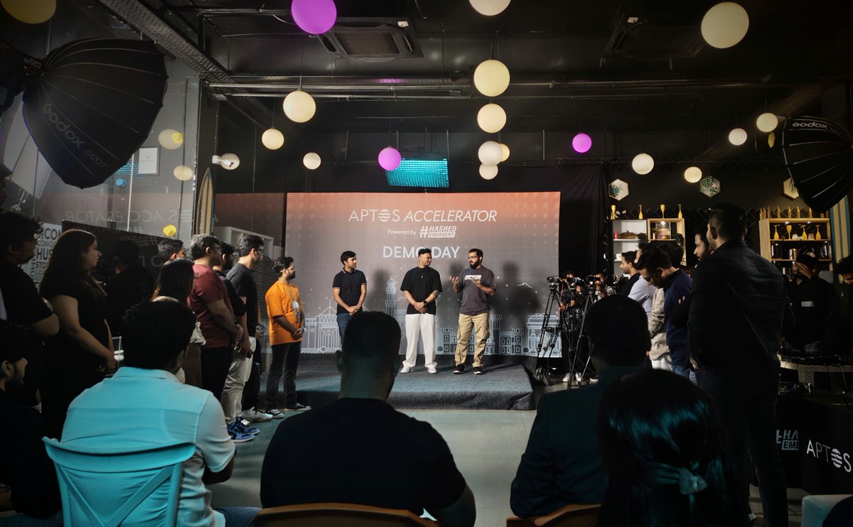 And that's a wrap. Demo day energy was off the charts!🫶🏼