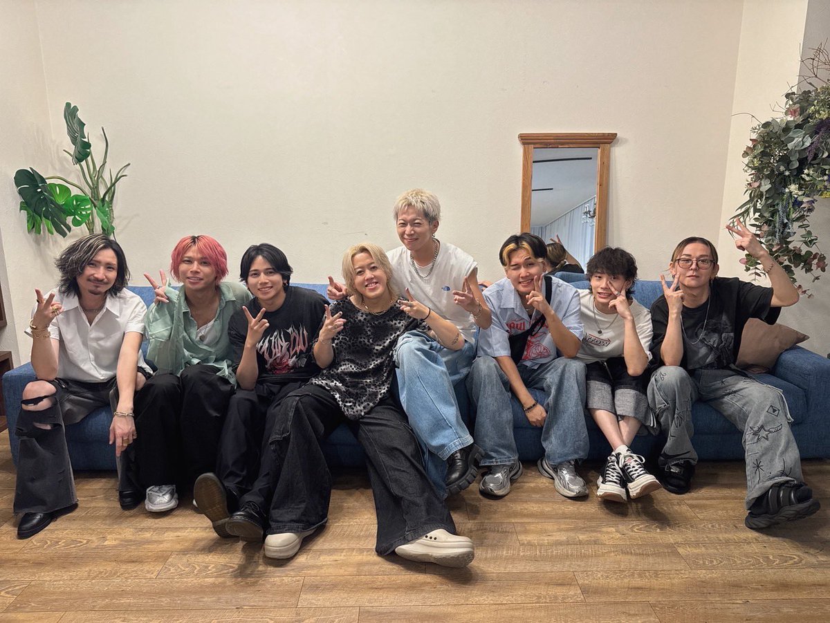 名古屋合同ストリート
ありがとうございました🥸

暑過ぎる中来てくれてありがとう！！

そして素敵な暖かい空間を一緒に
作ってくれてありがとうね！！

明日はA//FEST✌️