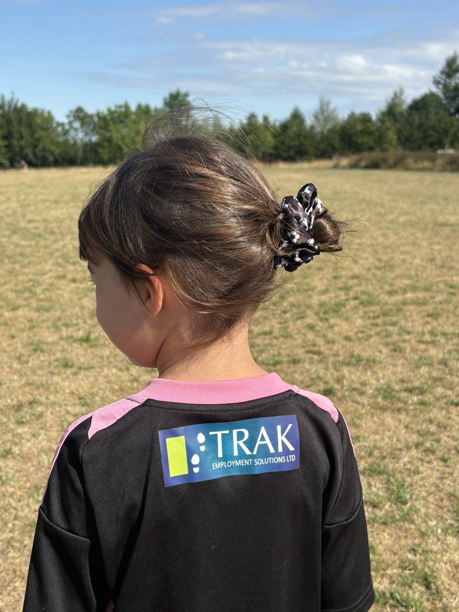 Loved wearing her <a href="/HerGameToo/">Her Game Too</a> hairband gift from <a href="/hollyBwoodridge/">Holly</a> and co at football today 😍 #HerGameToo #stfc