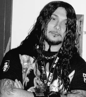 NoClass_Radio's tweet photo. 02 de agosto de 1969. Nace Jan Axel Blomberg en Noruega, conocido como Hellhammer, es conocido por ser el baterista de las bandas Mayhem y Arcturus. #JanAxelBlomberg #Hellhammer #Mayhem #Arcturus https://t.co/nIm8kbFDpm