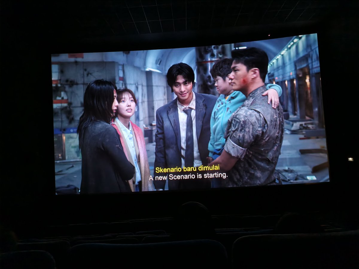 _nannaye's tweet photo. Nntn ayang ucup dan abang minho di temenin husbu kesayangan 🥰 #orvla https://t.co/BPjfwntagj