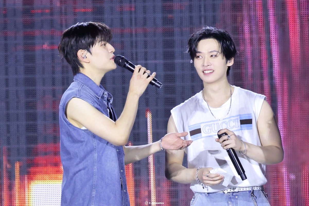 250730 Rome

🤝🏻

#리노 #Leeknow #승민 #Seungmin 
#스트레이키즈 #StrayKids #2min #가관즈