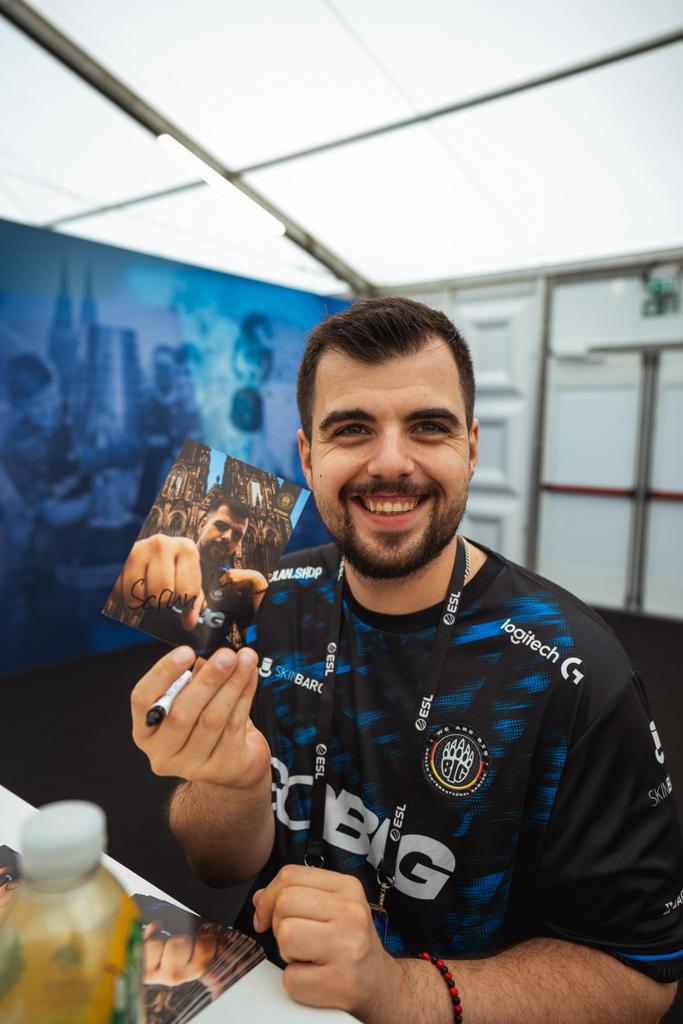 BIGCLANgg's tweet image. ᵂᴱᴿᴮᵁᴺᴳ
Meet the BIG CS roster ♥️

Visit our booth outside the venue 14:15-15:45 and say hi 👋