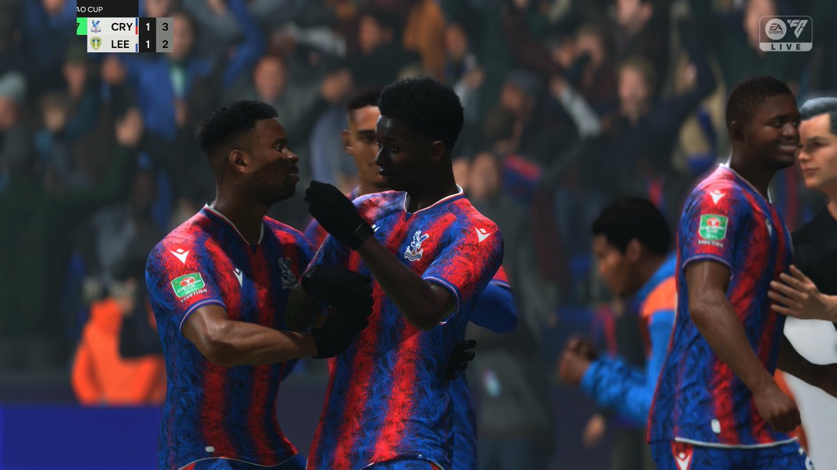 KureNiak's tweet photo. 🏆 Carabao Cup – Demi-finale retour
Après la victoire 3-1 à l’aller, Crystal Palace valide son ticket pour la finale avec un match nul 1-1 contre Leeds.
Umolu aurait pu sceller la rencontre sur penalty en toute fin de match, mais le gardien s’interpose.
Direction Wembley 🔥 https://t.co/b4zgHMbNi9