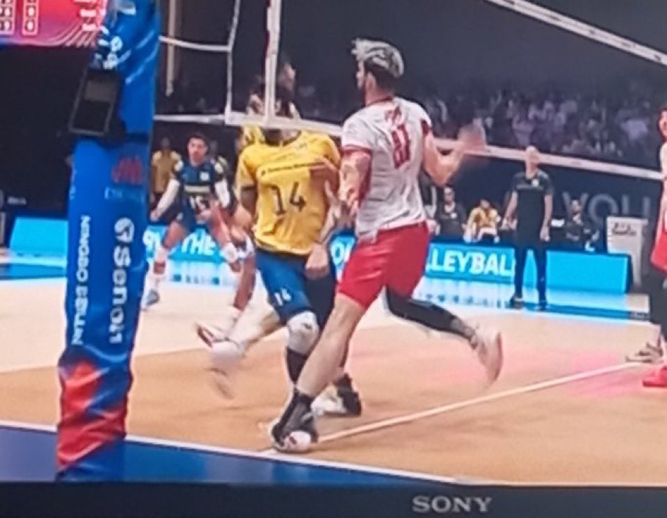 Artiss_1's tweet photo. Tomek Fornal w sezonie reprezentacyjnym core: #gangłysego https://t.co/oxwIafhVoB