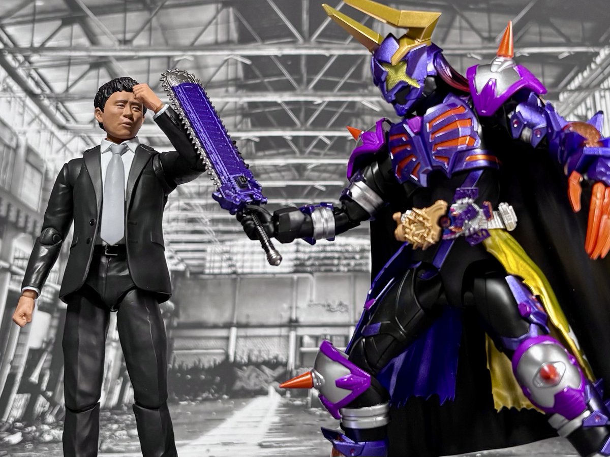 #夜のフィギュア撮影会
#フィギュアーツ写真部
お題『フリー』

「無敵なんはライダー相手ん時だけやろ？」