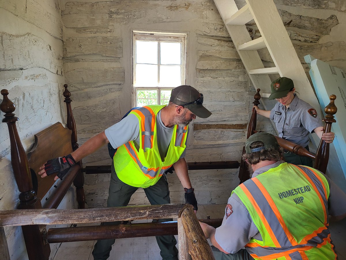 Out with the old and in with the... older.

A new historic bed is on display in the Palmer-Epard Cabin. The interior of the cabin now more accurately reflects what would have been used in the early years of this 1867 cabin. 

📷: Alicia Henderson 

#HistoricCabin #BehindTheScenes