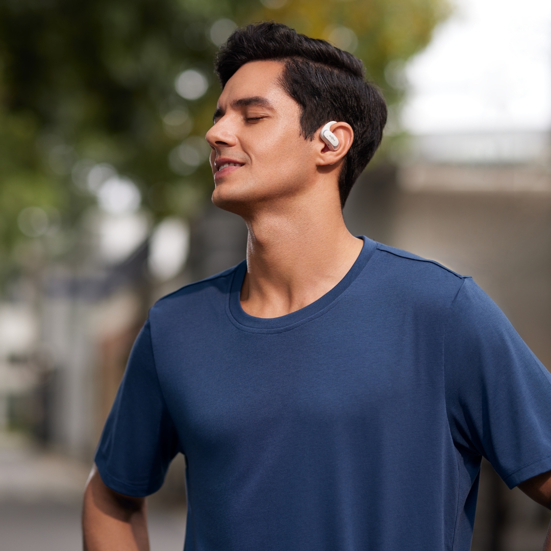 RunningRoom's tweet image. Shop the latest Shokz headphones for your run and experience open-ear comfort, premium sound, and total awareness. Ready to elevate every stride? 🎧🏃‍♂️ 

#Shokz #RunWithSound #StayAware

ow.ly/i2M250WxHhN