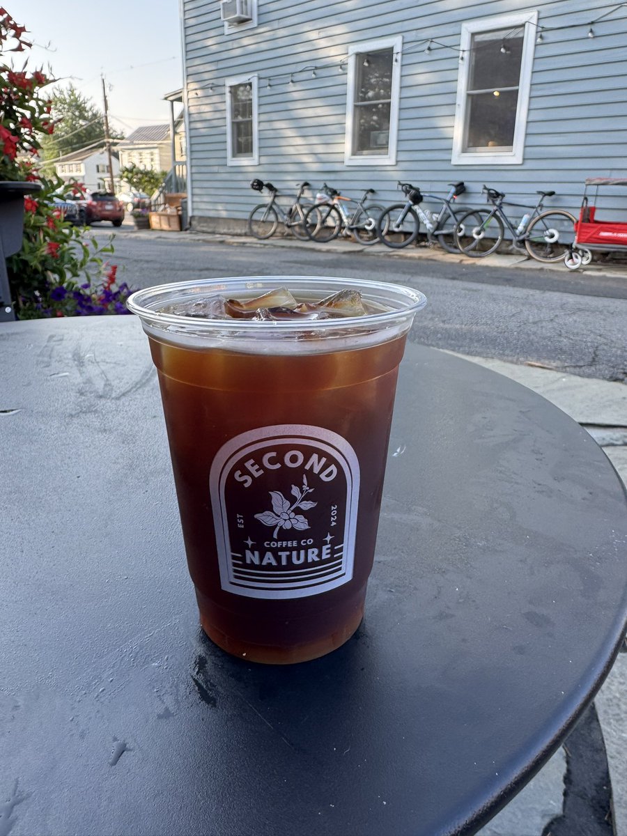 DjangoSimcha's tweet image. Nothing beats the combo of cold brew &amp;amp; good company on two wheels. 🚴‍♂️☕
Pedals spinning, coffee flowing, and laughter echoing — that’s how mornings should feel. #CyclingLife #ColdBrewCrew #CoffeeAndCranks