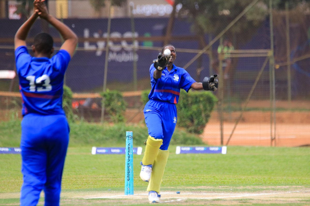 Kawowo Sports (@kawowosports) on Twitter photo Score update (after 15 overs) | 2025 <a href="/CricketUganda/">Uganda Cricket Association</a> Womenโs T20 League final:
โซSoroti City CC - 54/5 ๐
๐ตOlila CC - yet to bat
#KawowoUpdates #BuildingDreams | <a href="/SorotiAcademy/">Soroti Cricket Academy</a> Score update (after 15 overs) | 2025 <a href="/CricketUganda/">Uganda Cricket Association</a> Womenโs T20 League final:
โซSoroti City CC - 54/5 ๐
๐ตOlila CC - yet to bat
#KawowoUpdates #BuildingDreams | <a href="/SorotiAcademy/">Soroti Cricket Academy</a>