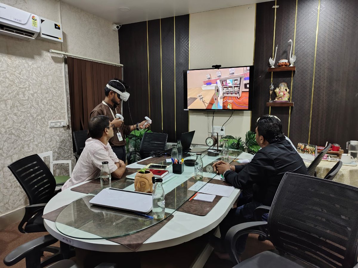 Pantiss2's tweet image. Investing in our team's growth is investing in our future! ✨ Today, we held a fantastic Trainer Capacity Building Class at our office, equipping our key team members with the skills and confidence to lead effective training sessions. #TrainingTheTrainer #CapacityBuilding #