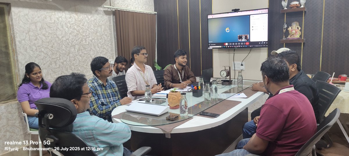 Pantiss2's tweet image. Investing in our team's growth is investing in our future! ✨ Today, we held a fantastic Trainer Capacity Building Class at our office, equipping our key team members with the skills and confidence to lead effective training sessions. #TrainingTheTrainer #CapacityBuilding #