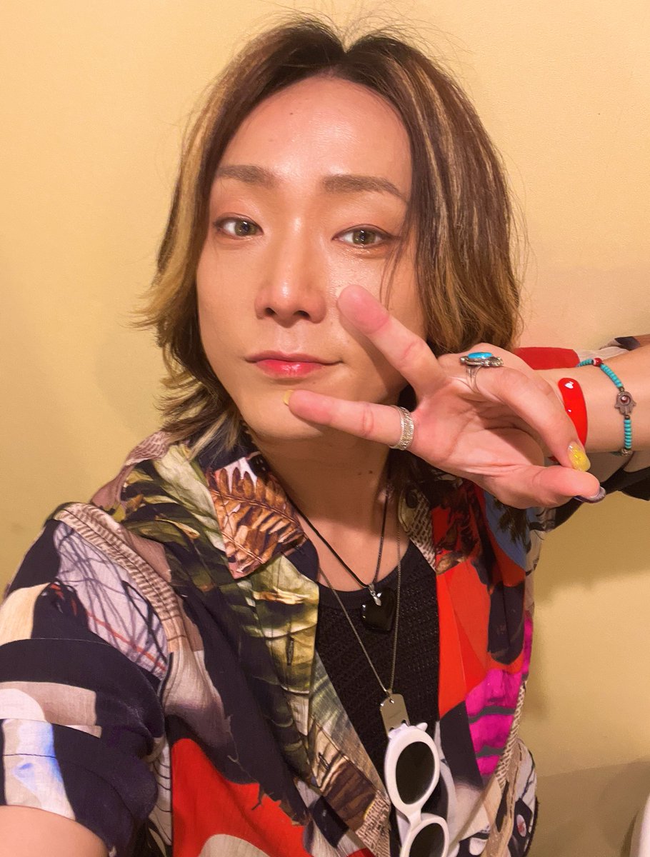 M&amp;R単独ライブ
来てくれた皆さん
ありがとうございました‼️😎💖✨

今回はダンスあり
アコースティックあり
発表もありと盛り沢山な
#えむあんどあーる を
お届けさせていただきましたよ🥳

初の関東も行くからなー！！🗼🦅

マジで素敵な夏の想い出を
みんなと作れてHappyやった🥺📸🌈✨