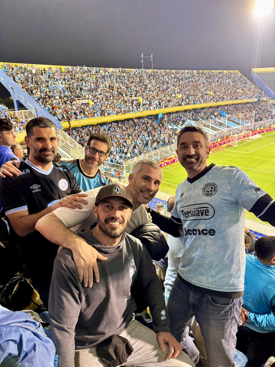 LA SIEMPRE CELESTE 🩵🏴‍☠️👕