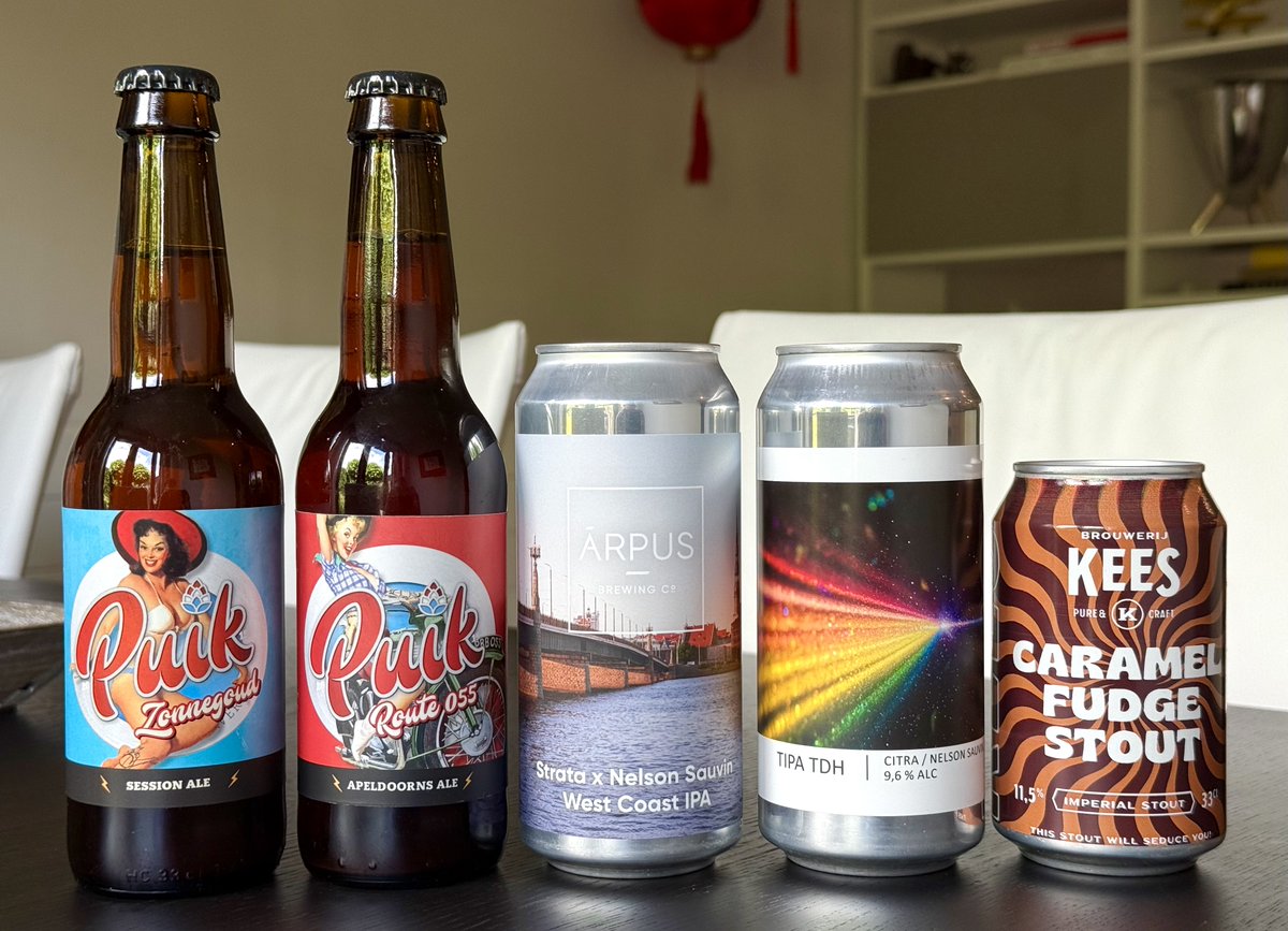 lexvo1's tweet photo. Proost! Bierproeverij
Cheers! Beertasting
乾杯！ビールの試飲です
1) Puik, Session Ale, 3,6%
2) Puik, Route 055 Ale, 5,5%
3) Arpus, West Coast IPA, 6,5%
4) Popihn, TIPA THD, 9.6%
5) Kees, Caramel fudge stout, 11,5%
#beer #beertasting https://t.co/74NPCMUV57