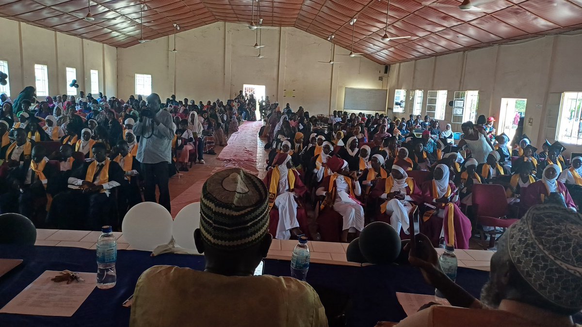 Always a joy speaking to students,sharing, learning &amp; vibing with the next gen. 🎓

Honoured to be back at Kotou JSS as Guest Speaker on media &amp; peacebuilding in 🇬🇲.

Told them: Before you share, ask, will this build or break?

Thanks YaTenneng for the invite! 🙏
