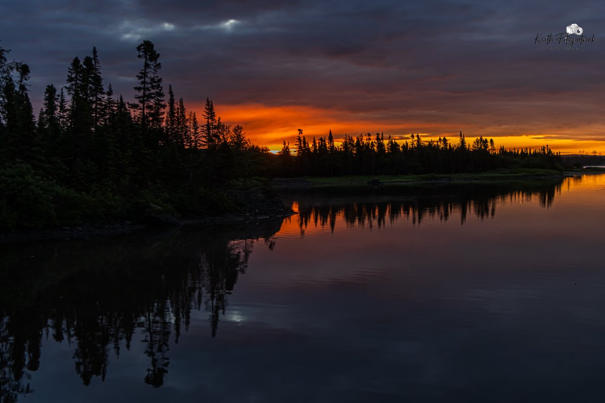 KeithFitz81's tweet photo. Aug 2nd 2025 - A very cloudy sunrise this morning led to some very red skies for a moment #nlwx #sunrise #SunrisePhotography #nature #NaturePhotography #ShareYourWeather #thebigland #labrador #wethenorth  #labradorwest #labradorstrong https://t.co/oGunIMzwtU
